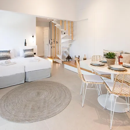 Chrissomalli Sofia * スキアトスタウン