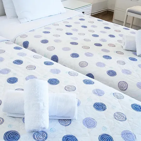 Chrissomalli Sofia スキアトスタウン