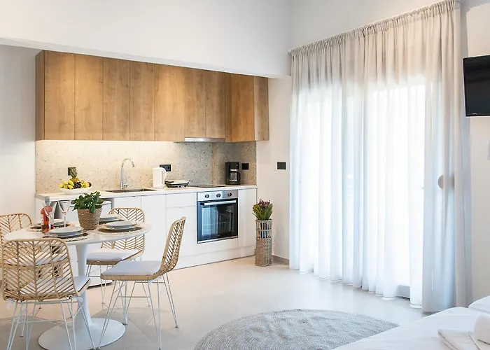 Chrissomalli Sofia Studios Skiathos stad