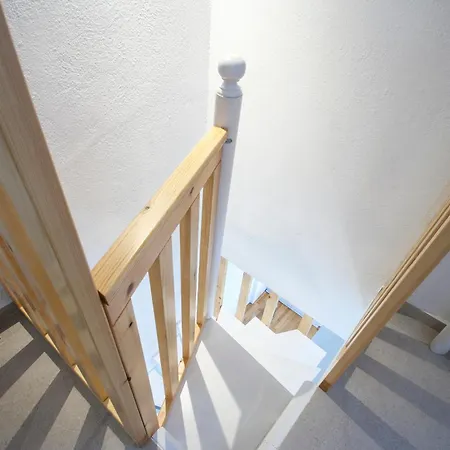 Chrissomalli Sofia مدينة سكياثوس